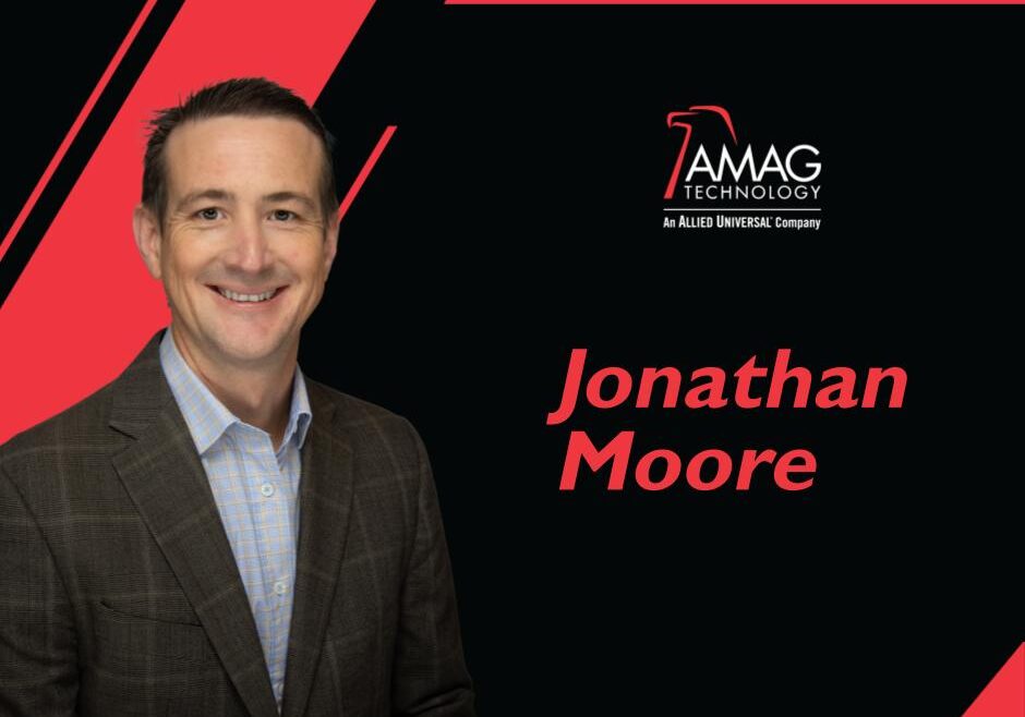 Headshot of Jonathan Moore